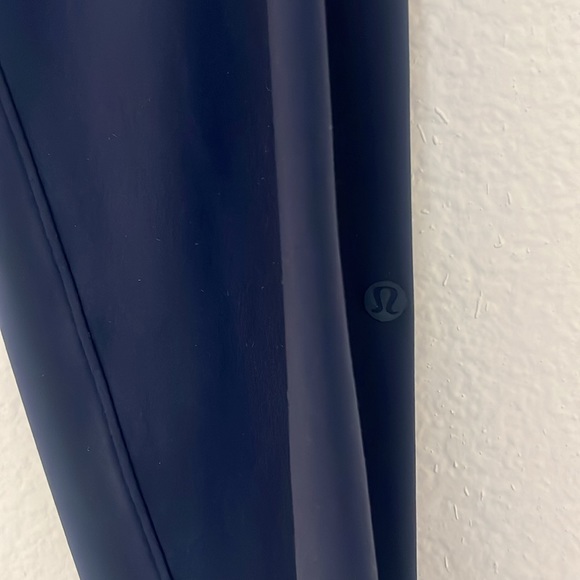 Lululemon On the Fly Jogger *Luxtreme True Navy 28” Size 4 - Picture 5 of 14
